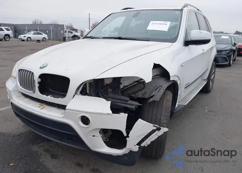 2013 BMW X5 xDrive35I/xDrive35I Premium/xDrive35I Sport Activity z USA, uszkodzony, nr VIN 5UXZV4C53D0B16999